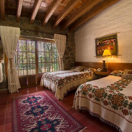 Hotel Rancho San Cayetano Zitacuaro ภายนอก รูปภาพ