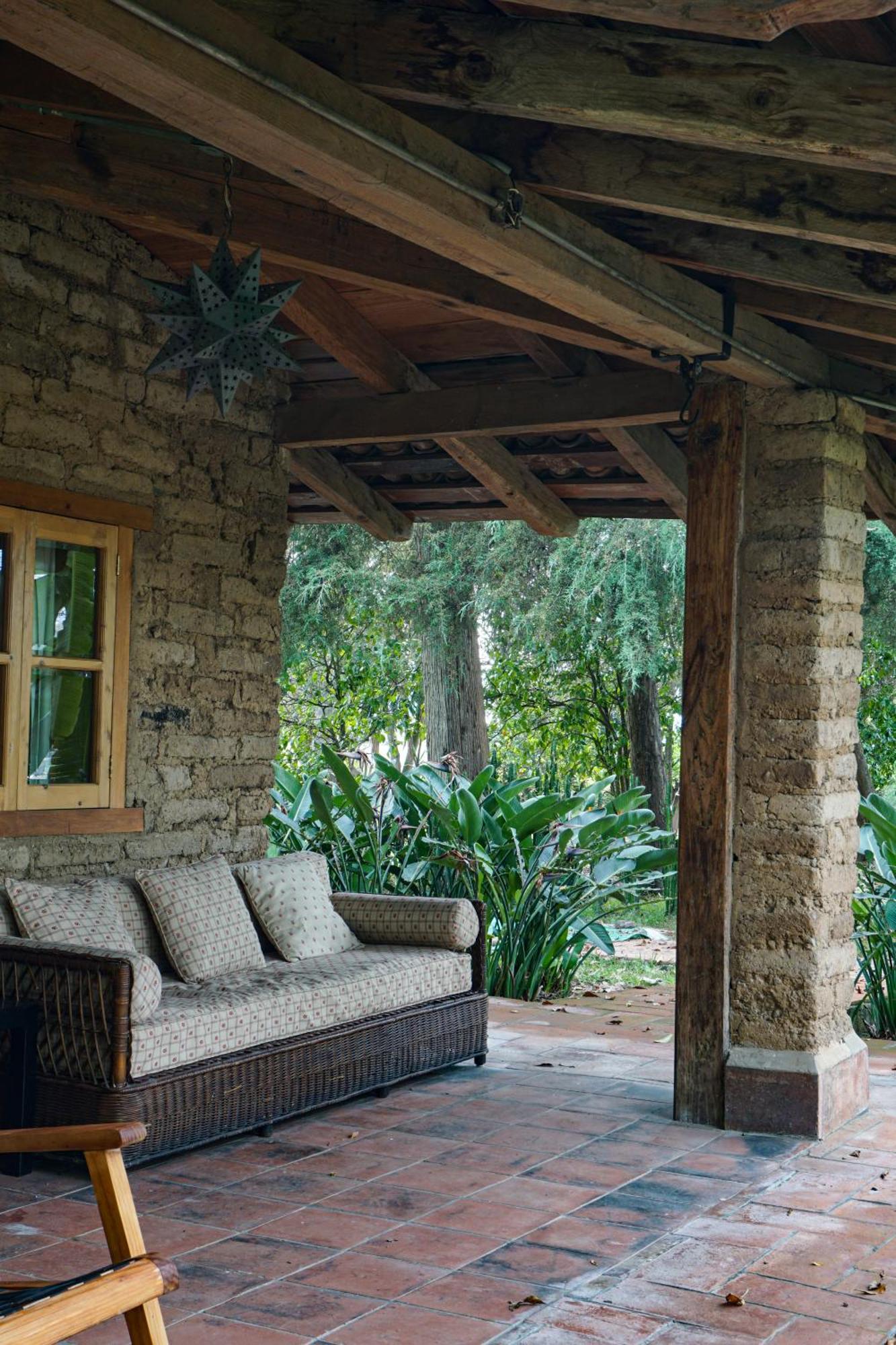 Hotel Rancho San Cayetano Zitacuaro ภายนอก รูปภาพ
