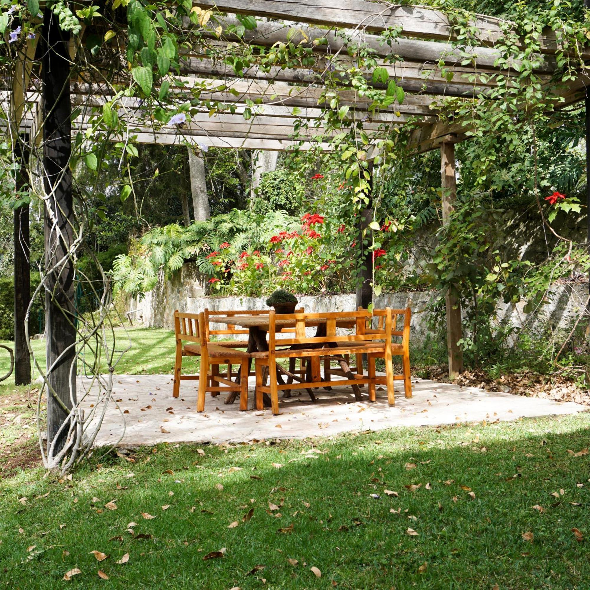 Hotel Rancho San Cayetano Zitacuaro ภายนอก รูปภาพ