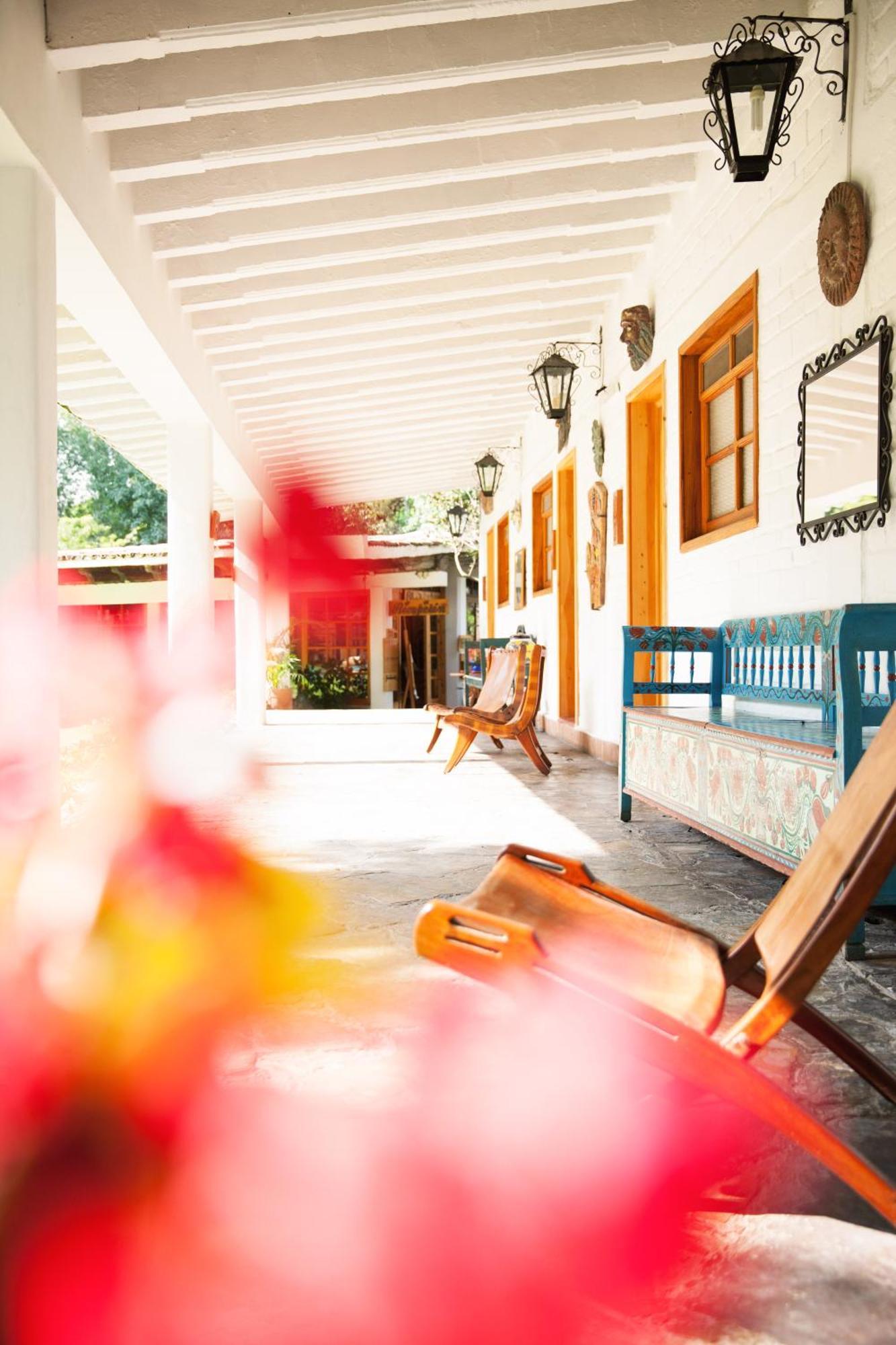 Hotel Rancho San Cayetano Zitacuaro ภายนอก รูปภาพ