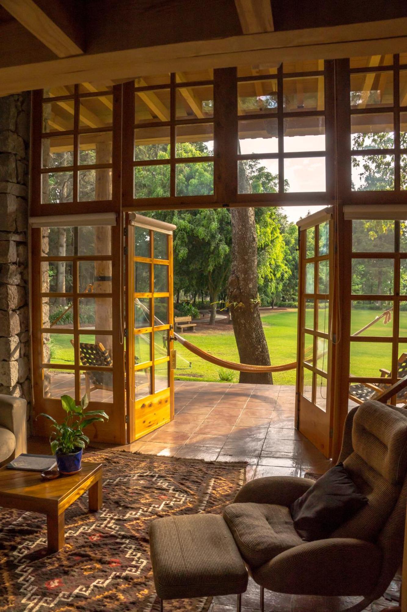 Hotel Rancho San Cayetano Zitacuaro ภายนอก รูปภาพ