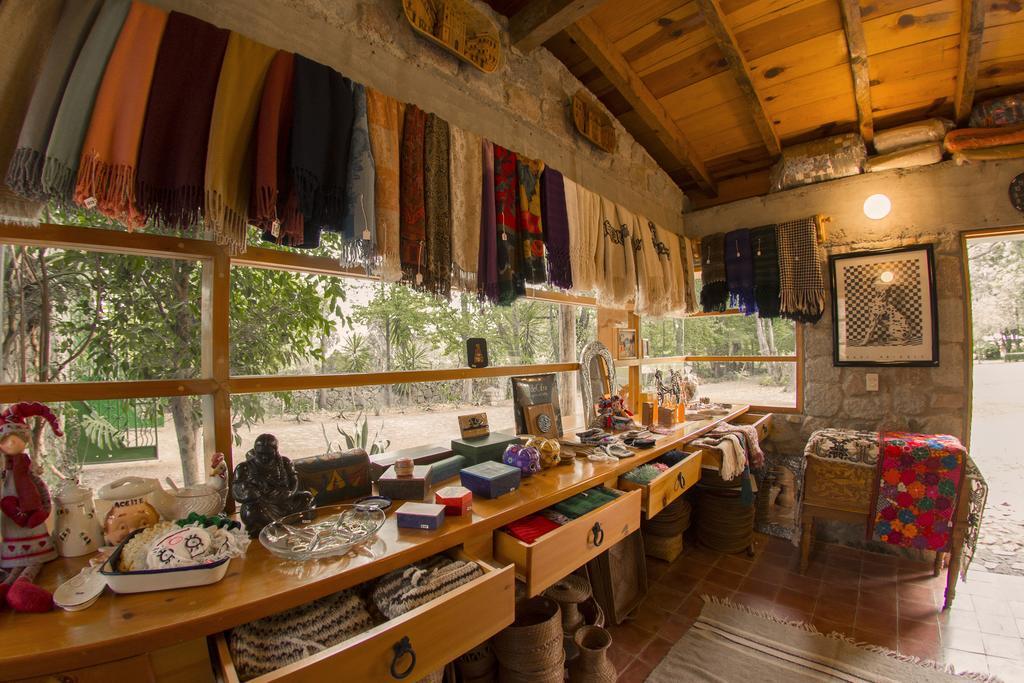 Hotel Rancho San Cayetano Zitacuaro ภายนอก รูปภาพ