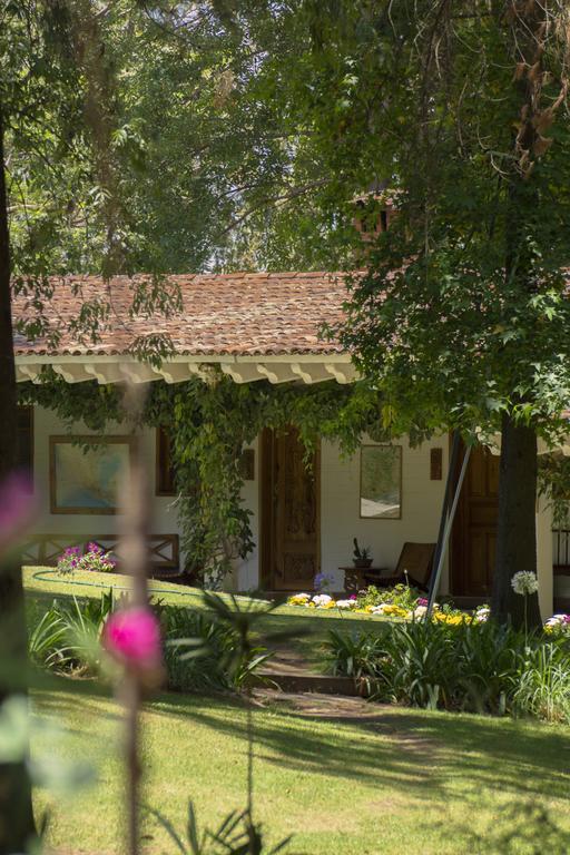 Hotel Rancho San Cayetano Zitacuaro ภายนอก รูปภาพ